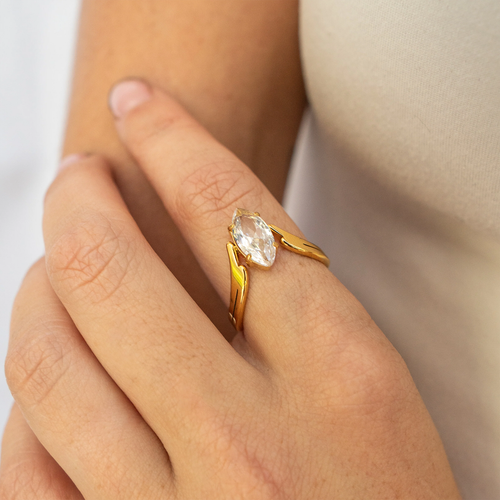 Anillo Amara en acero inoxidable baño oro 18k