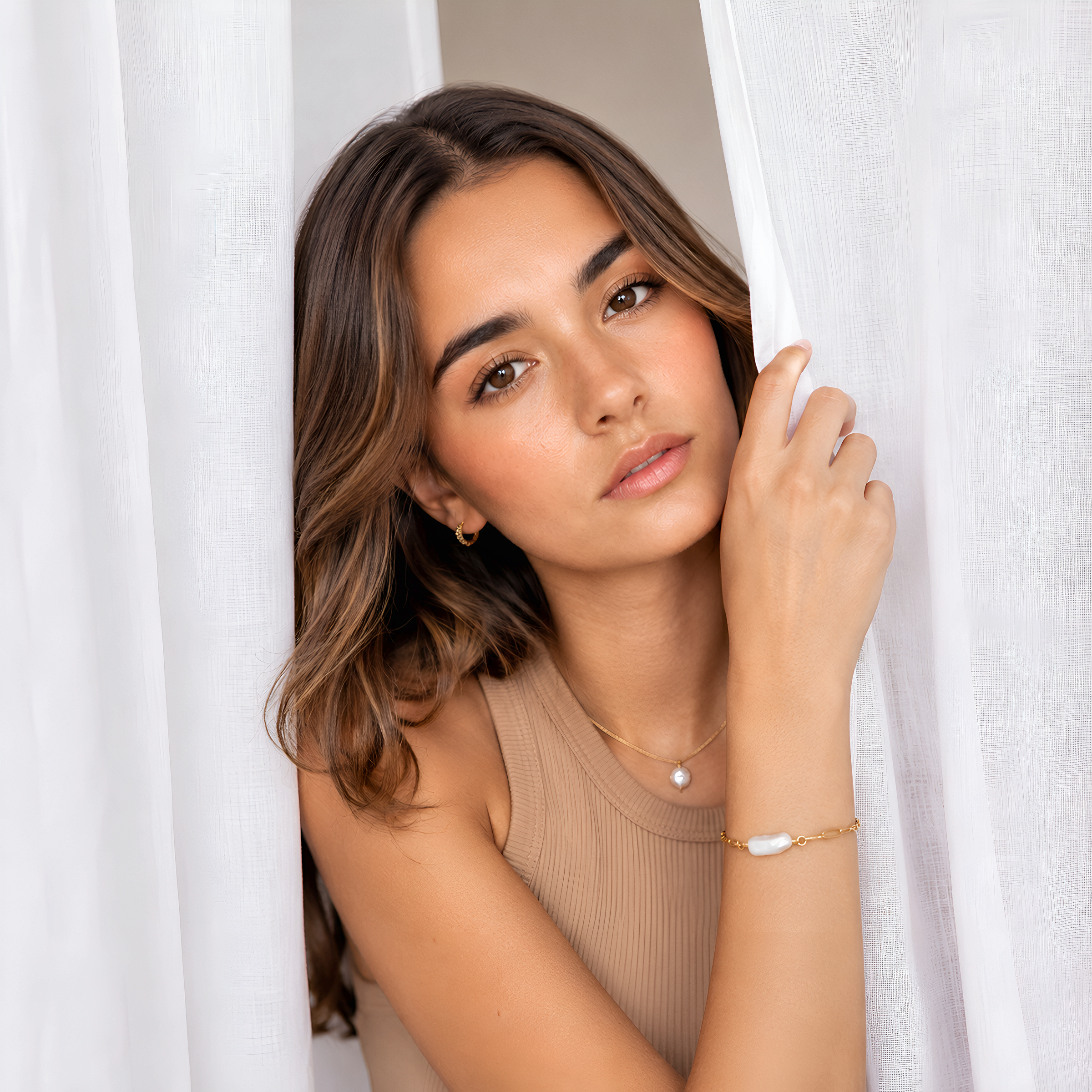 Pulsera dorada Solis en acero inoxidable oro 18k